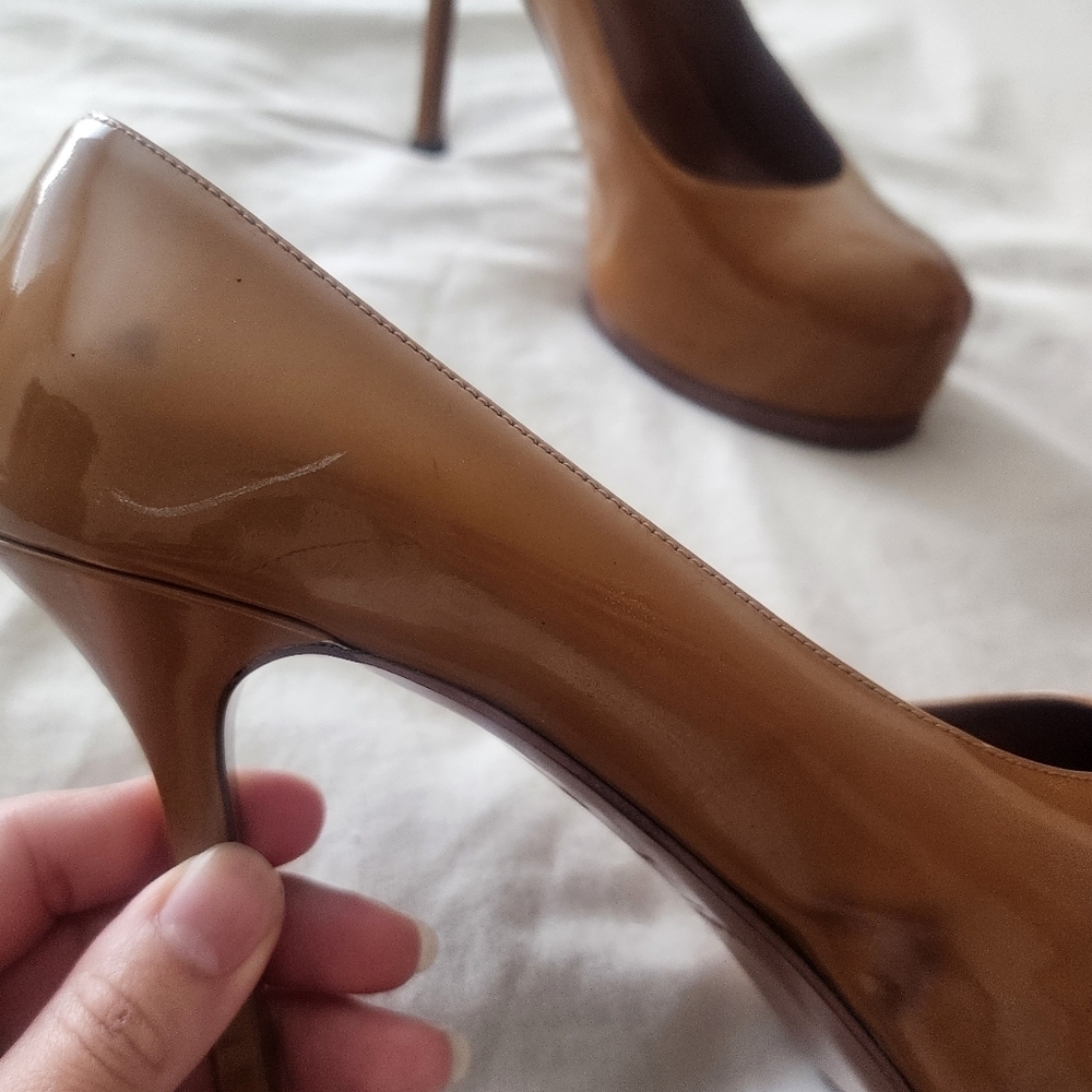 Yves Saint Laurent Nude Patent Leather Tribtoo 80 Pumps Size 37 - Picture 5 of 10